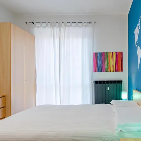 Apartment Nova House, Airco, Park Su Strada Gratis By Happyhostorino