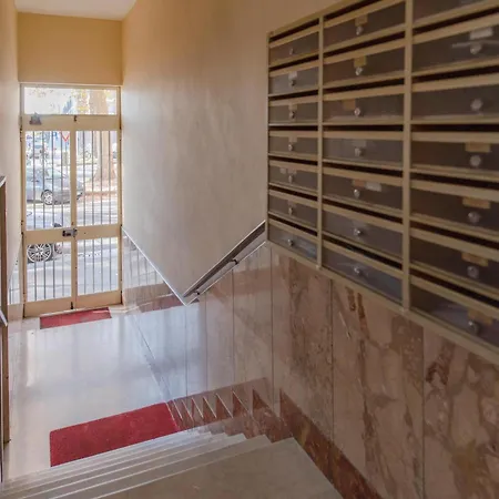 Nova House, Airco, Park Su Strada Gratis By Happyhostorino Appartement *