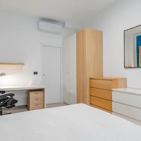 Nova House, Airco, Park Su Strada Gratis By Happyhostorino Turin