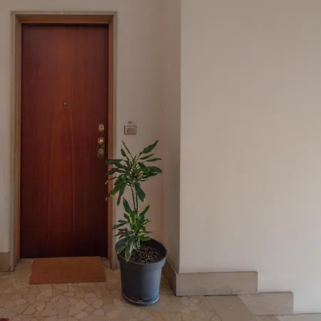 Appartement Nova House, Airco, Park Su Strada Gratis By Happyhostorino *