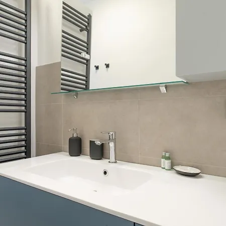Nova House, Airco, Park Su Strada Gratis By Happyhostorino Apartment Turin