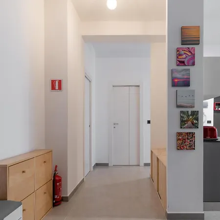 Nova House, Airco, Park Su Strada Gratis By Happyhostorino Apartment Turin