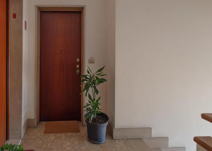 Appartement Nova House, Airco, Park Su Strada Gratis By Happyhostorino *