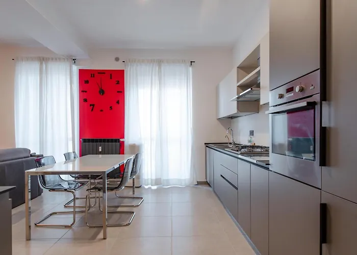 Nova House, Airco, Park Su Strada Gratis By Happyhostorino