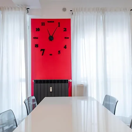 Apartment Nova House, Airco, Park Su Strada Gratis By Happyhostorino Turin