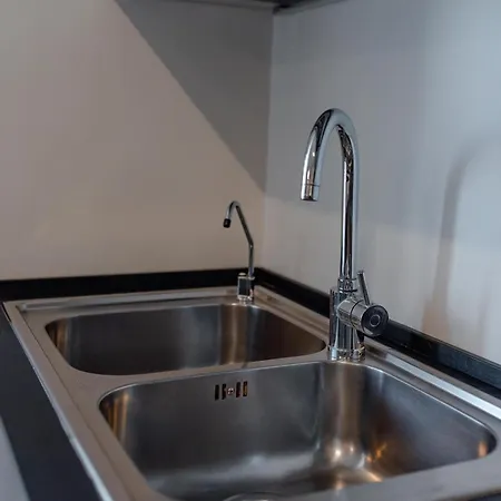 Nova House, Airco, Park Su Strada Gratis By Happyhostorino Apartment